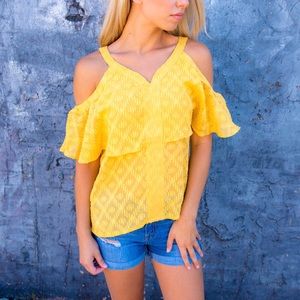 NWT- bright summer layered top
